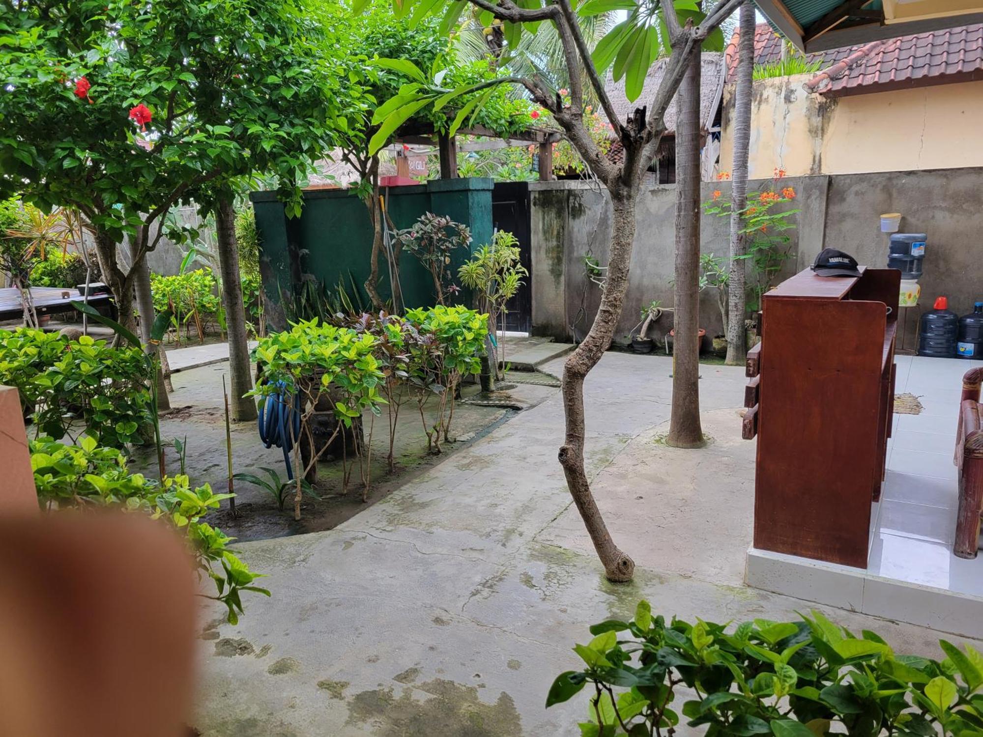 Koi Gili Guest House Gili Trawangan Eksteriør billede